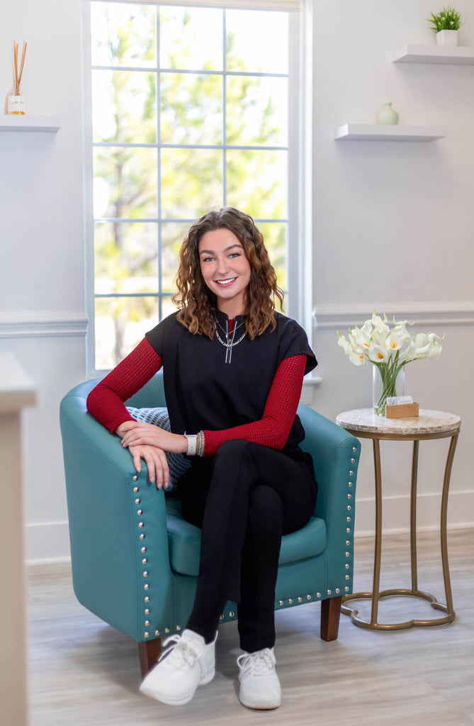 Lauren Anderson, Esthetician, LE